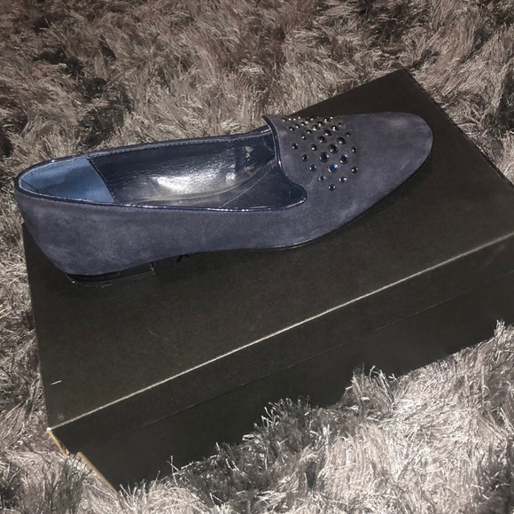 Shoes - Picture 2 of 2